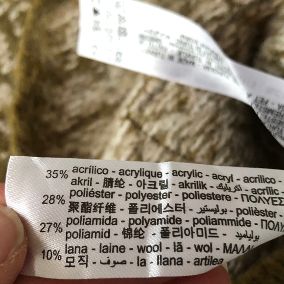 Zara Fair Isle & Hearts wool blend button vest - Picture 6 of 6